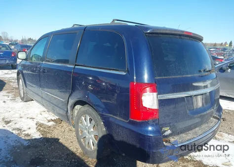 2014 Chrysler Town & Country Touring z USA, uszkodzony, nr VIN 2C4RC1BG4ER126809